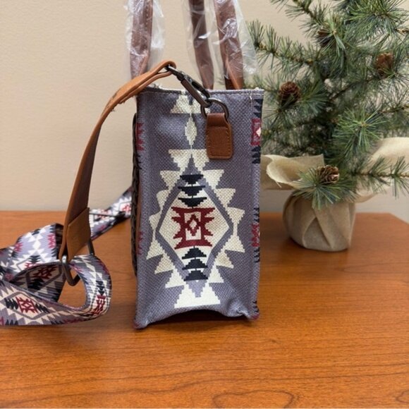 Wrangler Mini Tote Lavender Southwestern Aztec Guitar strap Crossbody Purse - Picture 6 of 9
